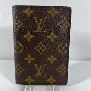 1141: Louis Vuitton Monogram Vintage Bifold Wallet w ID Window